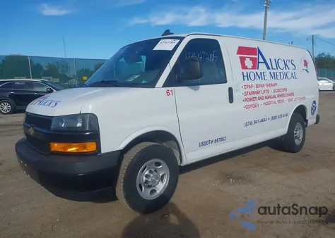 2019 Chevrolet Express 2500 Work Van from USA, damaged, VIN 1GCWGAFP4K1366055